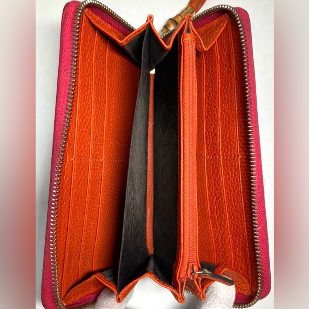 Gucci Vibrant Red and Orange Leather Wallet - Picture 4 of 12